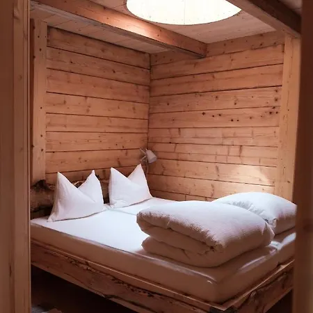 Codrul Alb Lodge Arada